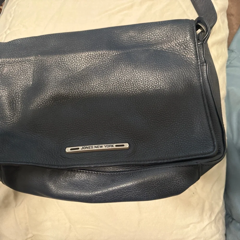 navy bag - Picture 1 of 1